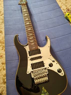Ibanez Universe UV - 7 corde