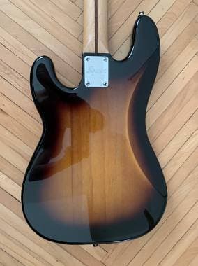 Squier by Fender Precision