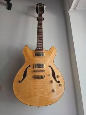Ibanez AS103-NT Artcore Custom Natural Flame Maple Hard Case