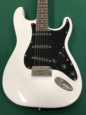 M.J. Douglas Mjst90 White