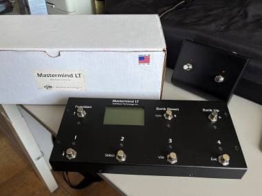 RJM Mastermind LT + 2 buttons switch