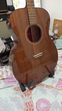 Yamaha Storia iii on custudia fender 610 ottimo stato perfetta