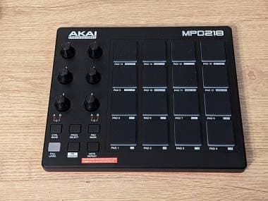 Akai MPD218 - come nuovo