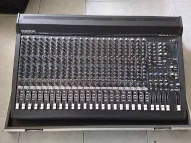 Mackie Sv Z pro 24 canali