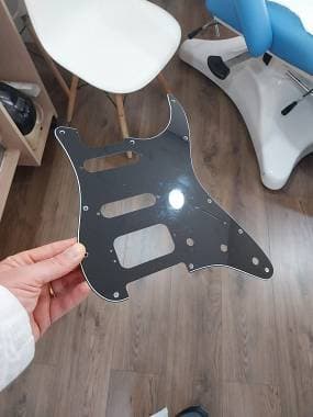 Fender player 2 hss battipenna nero