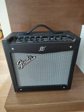 Fender Mustang II V.2 40W Amplificatore chitarra
