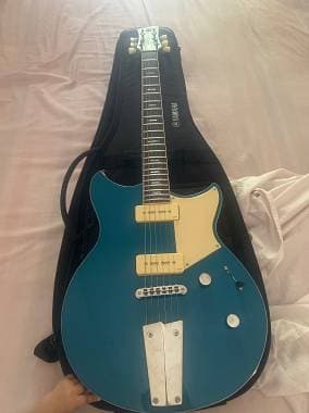 Yamaha Revstar standard p90 RSS02T Swift blue