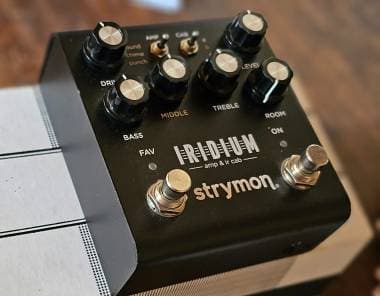 Strymon Iridium + scatola. Modellatore di amplificatori e casse per chitarra