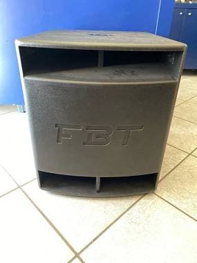 FBT HIMaxX 100SA CON COVER SUBWOOFER ATTIVO 18 900W (SPEDIZIONE GRATIS)