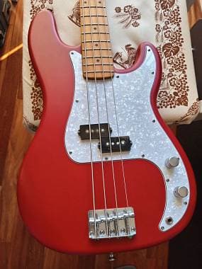 Squier by Fender Precision bass 40' anniversary
