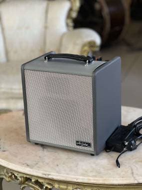 AR Guitar Geko Acoustic Amp