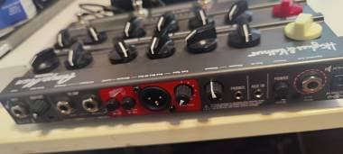 Hughes & Kettner Amp men modern