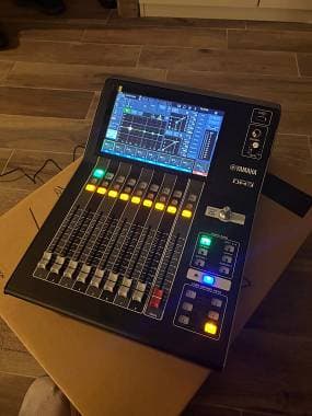 Yamaha DM3 (Dante) - NUOVO IN GARANZIA