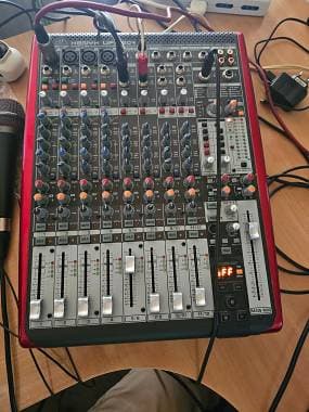 Mixer Behringer UFX1204 12 canali / Regitrazione su chiavetta usb