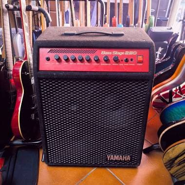 Yamaha BASS STAGE 250 COMBO 2X10
