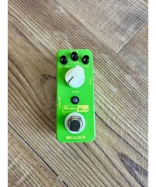 MOOER RUMBLE DRIVE