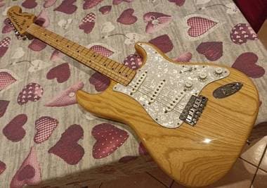 Stratocaster Mexico Reissue 70'S MN NAT