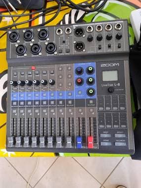 Mixer Digitale Zoom L8 con Custodia.
