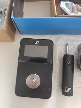 Sennheiser XSW-D Pedalboard Set Vendo in perfette condizioni, usato pochissimo