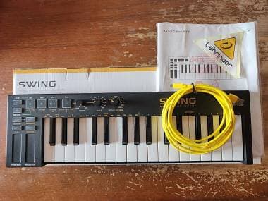 Behringer SWING