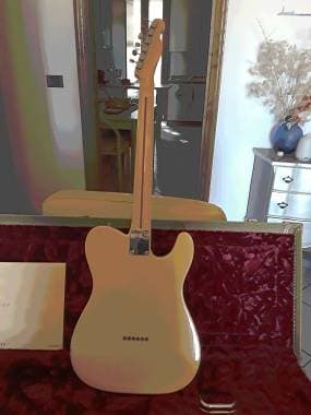 Fender Telecaster mancina 52