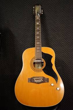 Chitarra acustica vintage EKO RANGER XII ITALY amaplificat