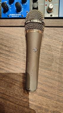 Telefunken M81