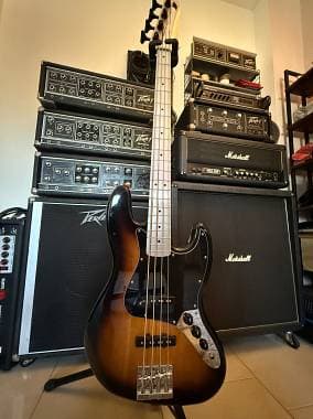 Fender Fender Jazz Bass Baguley alluminio