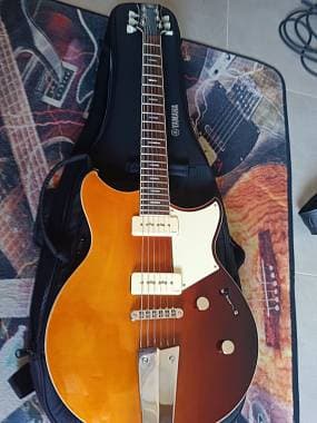 Yamaha Revstar Standard RSS02T