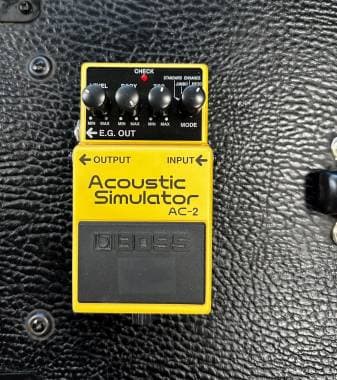 BOSS AC2 ACOUSTIC SIMULATOR EFFETTO A PEDALE OCCASIONE USATO IN GARANZIA 12 MESI