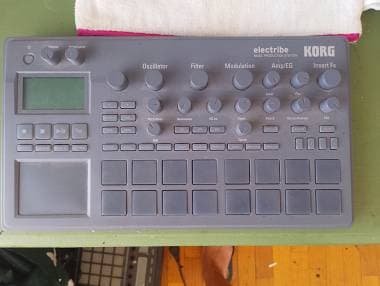 Korg electribe 2 groovebox