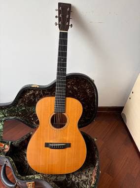Martin 0018 V