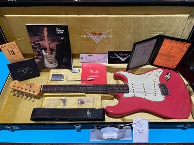 Fender Custom Shop 1964 STRATOCASTER JOURNEYMAN RELIC FIESTA RED RW