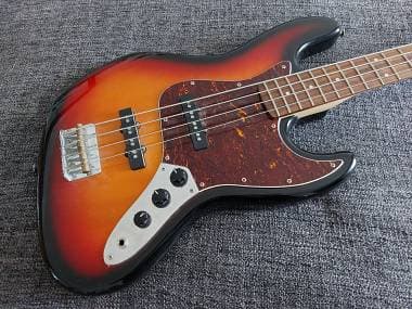 BASSO VINTAGE VJ74 SUNBURST con CUSTODIA PERFETTO STATO