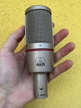 AKG C2000B