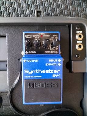 Boss SY-1