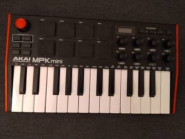 Vendo Akai Mpk Mini mkIII + custodia