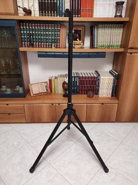 Stand / Stativo a treppiede per Cassa FRFR o Diffusore Audio