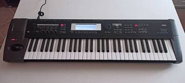Korg tr 61 + exb-smpl + 64 Mb