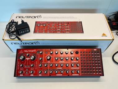 Behringer Neutron Usato