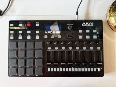 Akai MPD232