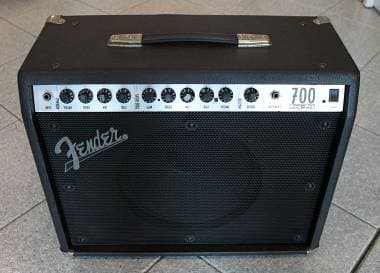 Fender ROC PRO 700 reverb, valve pre valvole, solid state transistor made in USA
