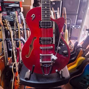 Duesenberg Starplayer TV Red Sparkle