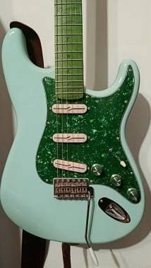 Custom Parts Stratocaster Green