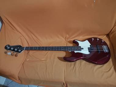 Yamaha Bb434 metallic red 4 Corde vendo
