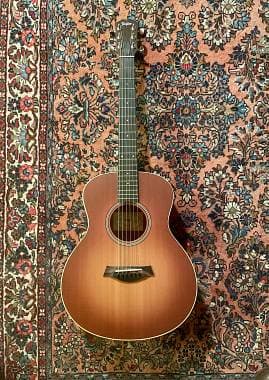 Taylor Gs mini special edition caramel burst