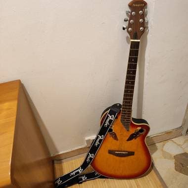 Chitarra Acustica Elettrificata Elettroacustica Modello Ovation