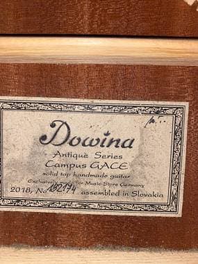 Chitarra classica artigianale Dowina Antique Series Campus GACE