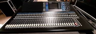 Yamaha Ls9-32 con Flycase