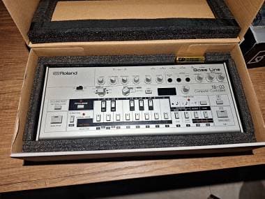 Roland TB-303 Boutique